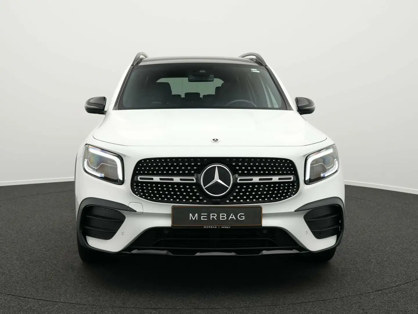Mercedes-Benz GLB 180 GLB 180 d AMG-Line Pano+AHK+Kamera+Memo AMG Line Alb - 2