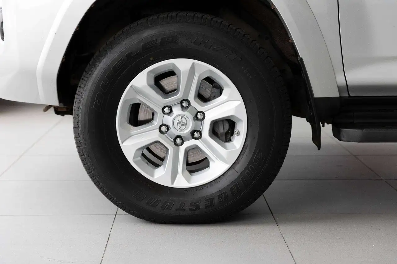 Toyota 4-Runner photo Toyota 4-Runner