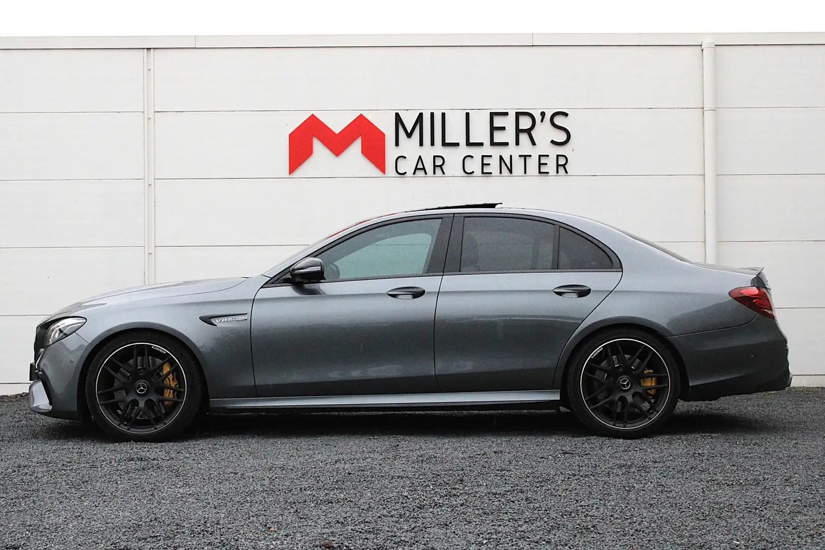 Mercedes-Benz E 63 AMG S 4MATIC Premium Plus BOMVOL HUD Grijs - 2