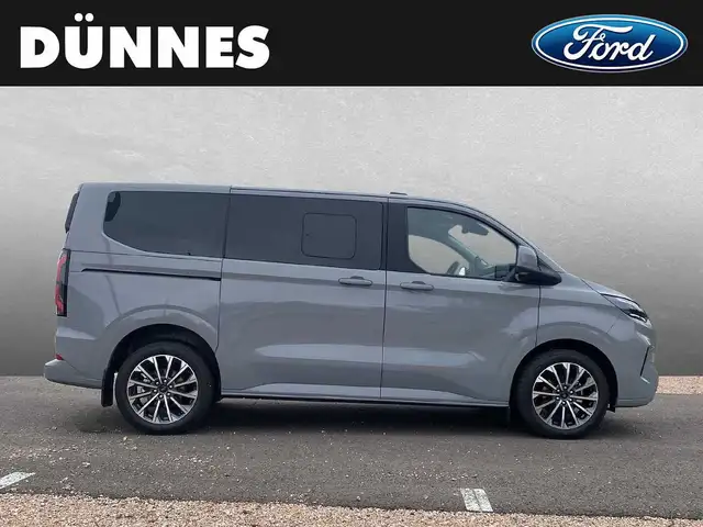 Ford Tourneo Custom view 6