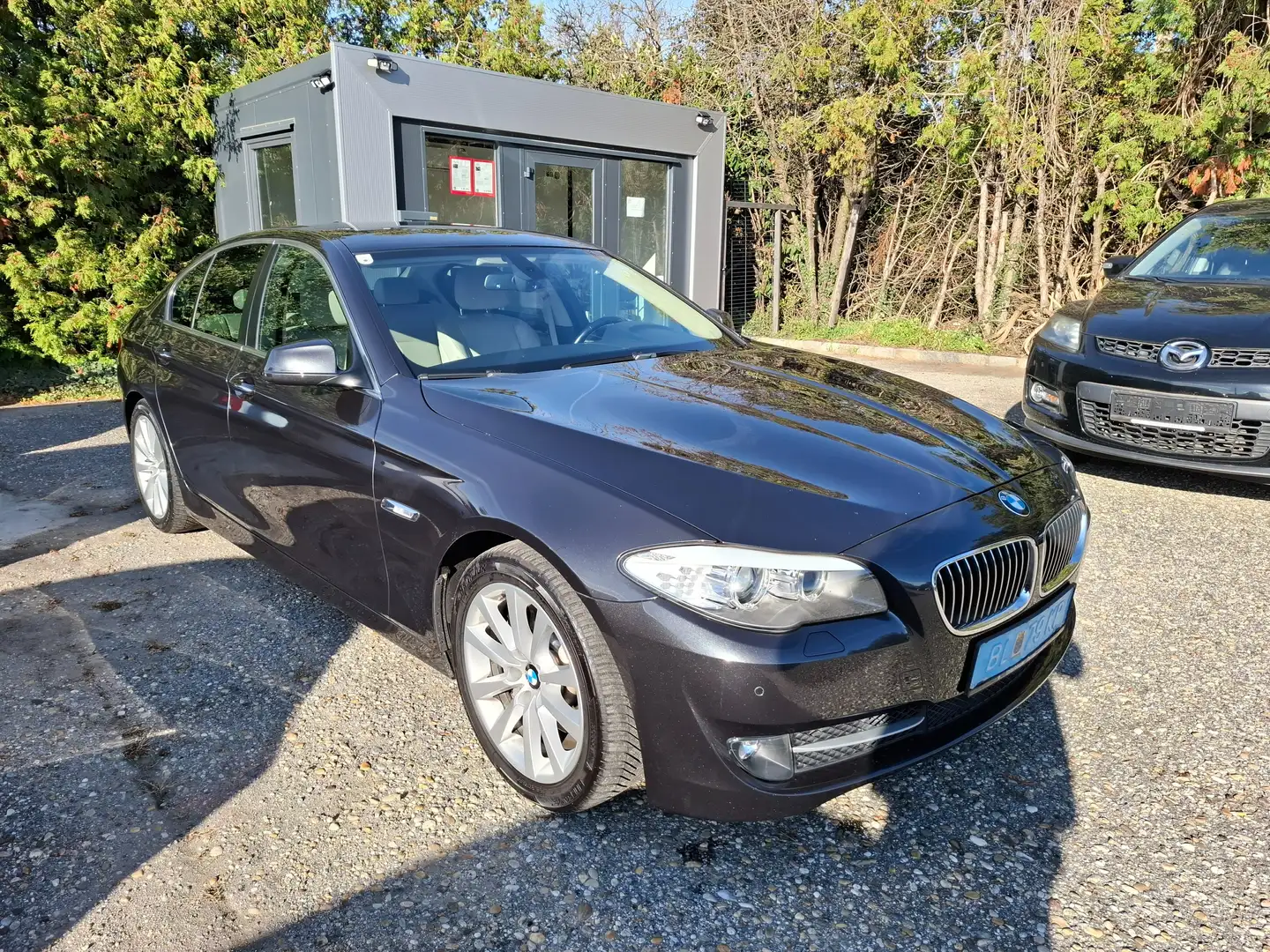 BMW 528 528 i Leder Sport Navi Prof. Ambiente Grau - 1