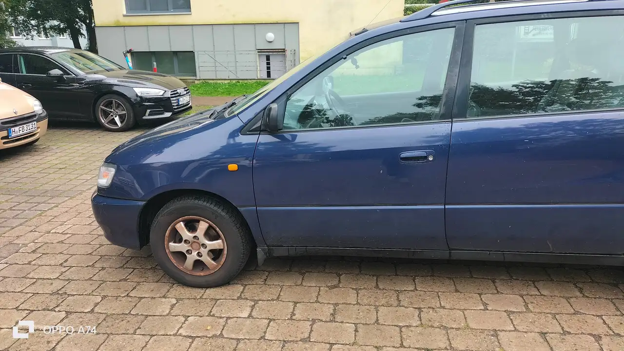 Toyota Picnic Blue-/Silver Sound, foto 2