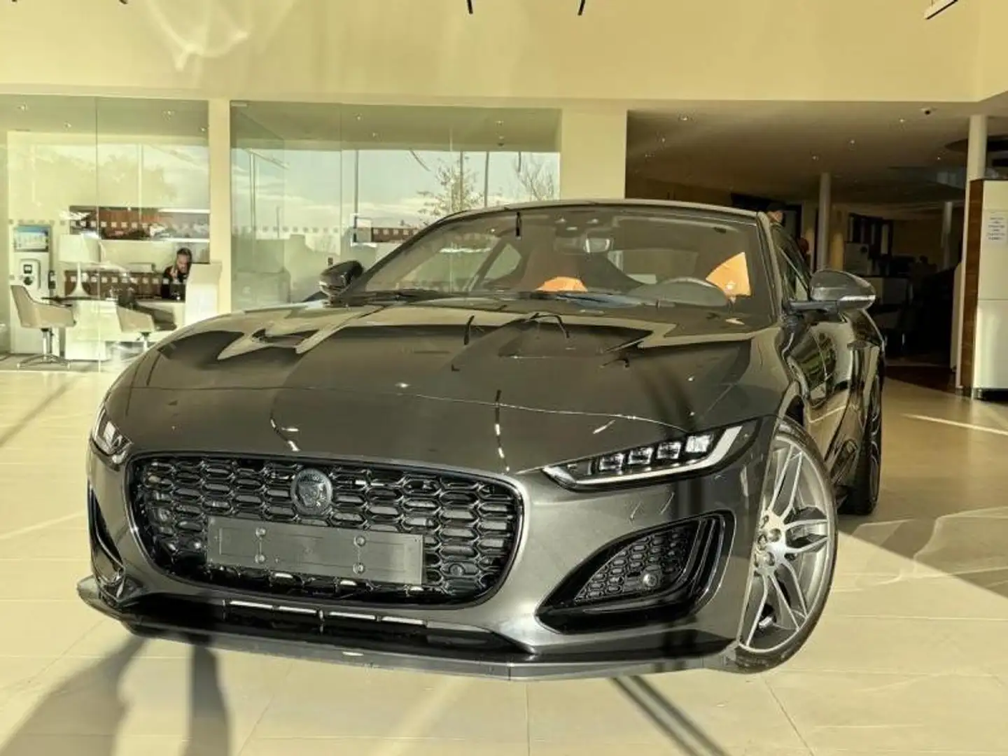 Jaguar F-Type P450 RWD Auto. 24MY Gris - 1