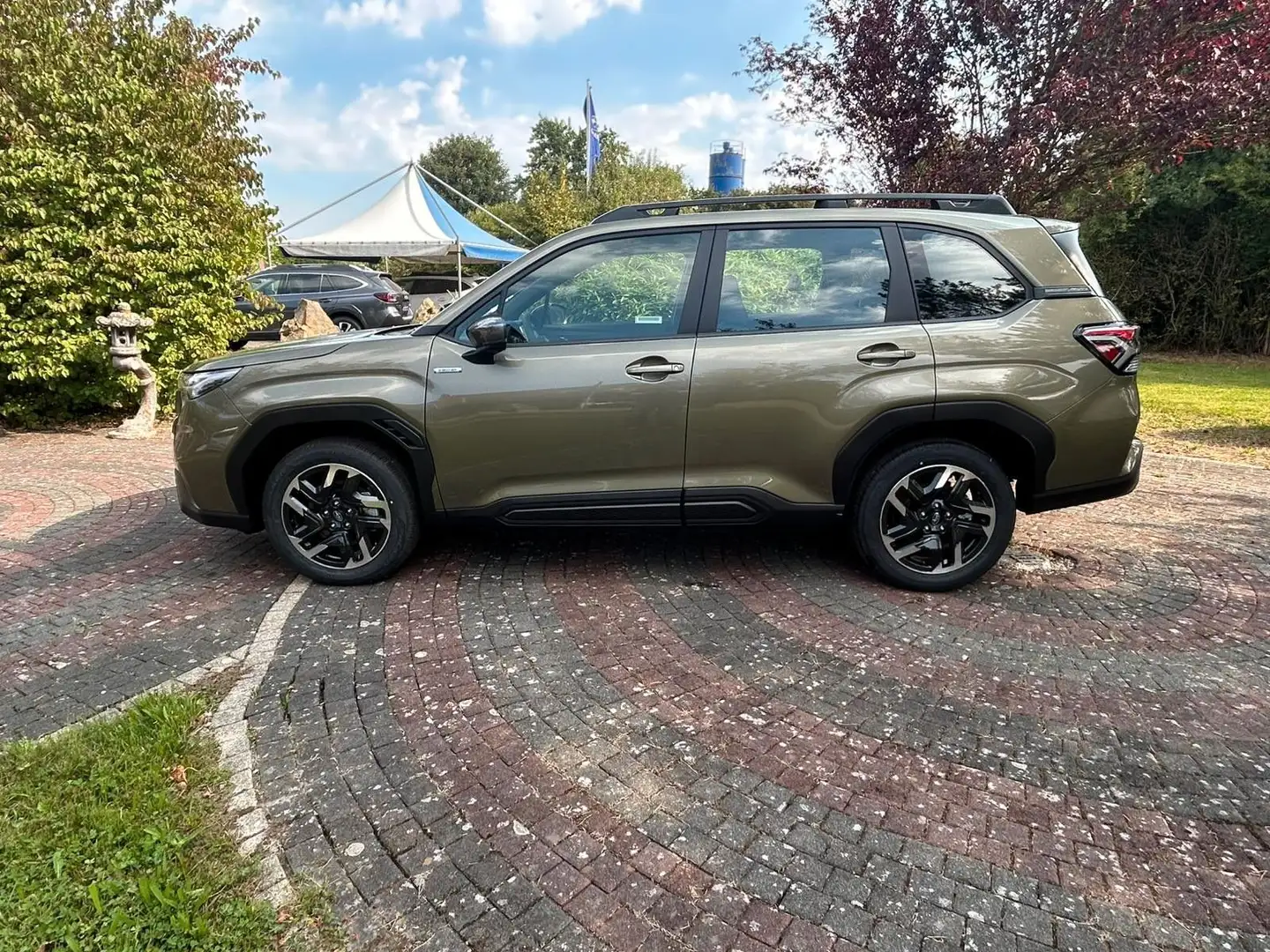 Subaru Forester 2.0ie Trend Lineartronic Grün - 2