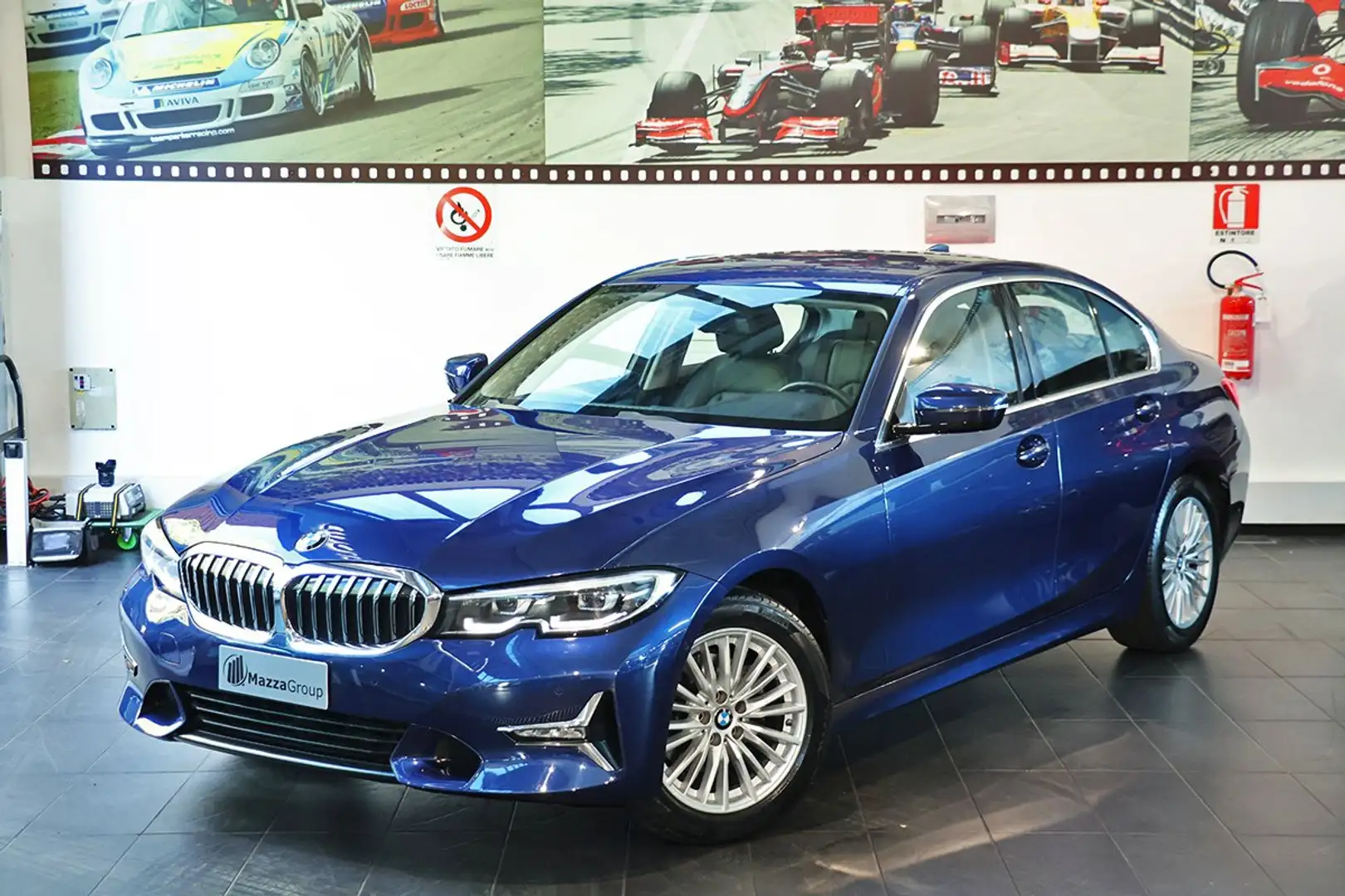 BMW 320 d Luxury - PELLE/LED ESTESI/COCKPIT PRO/TELECAMERA Blu/Azzurro - 1