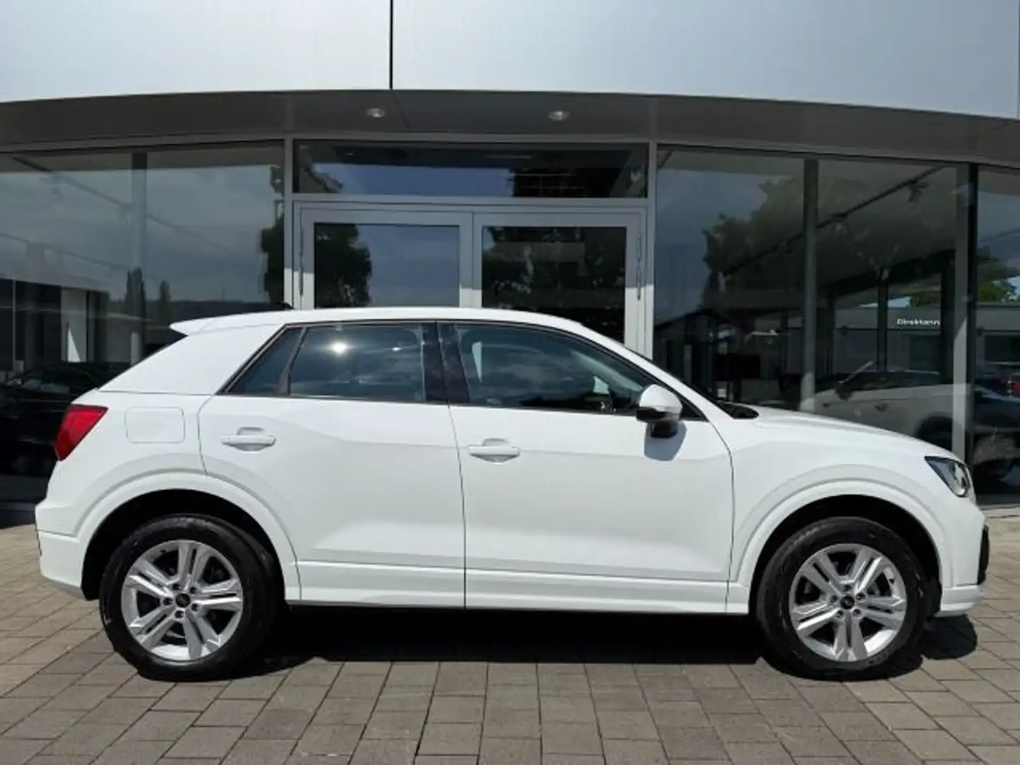 Audi Q2 Advanced 35 TFSI S tronic LED Optikpaket schw Weiß - 2