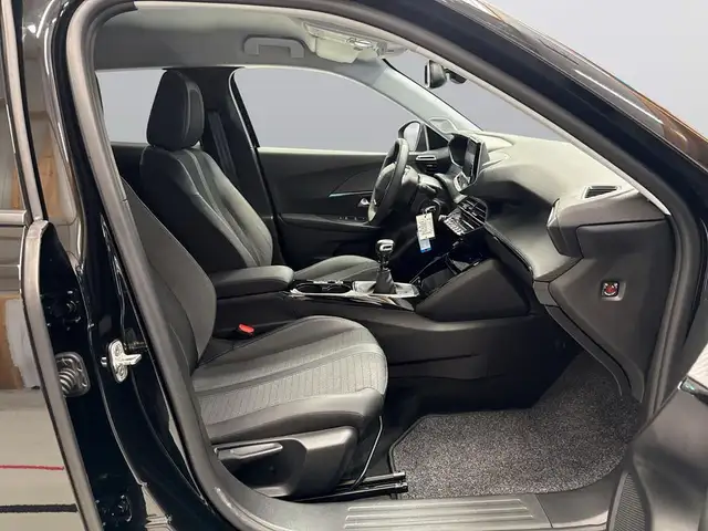 Peugeot 2008 view 12