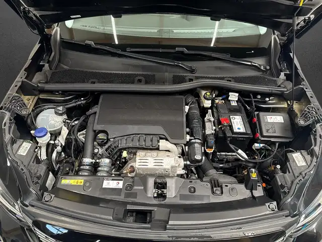 Peugeot 2008 view 7