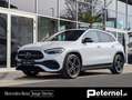 Mercedes-Benz GLA 200 d AMG Line Shz Distr Ambi Mbeam AMG  PTS Weiß - thumbnail 1