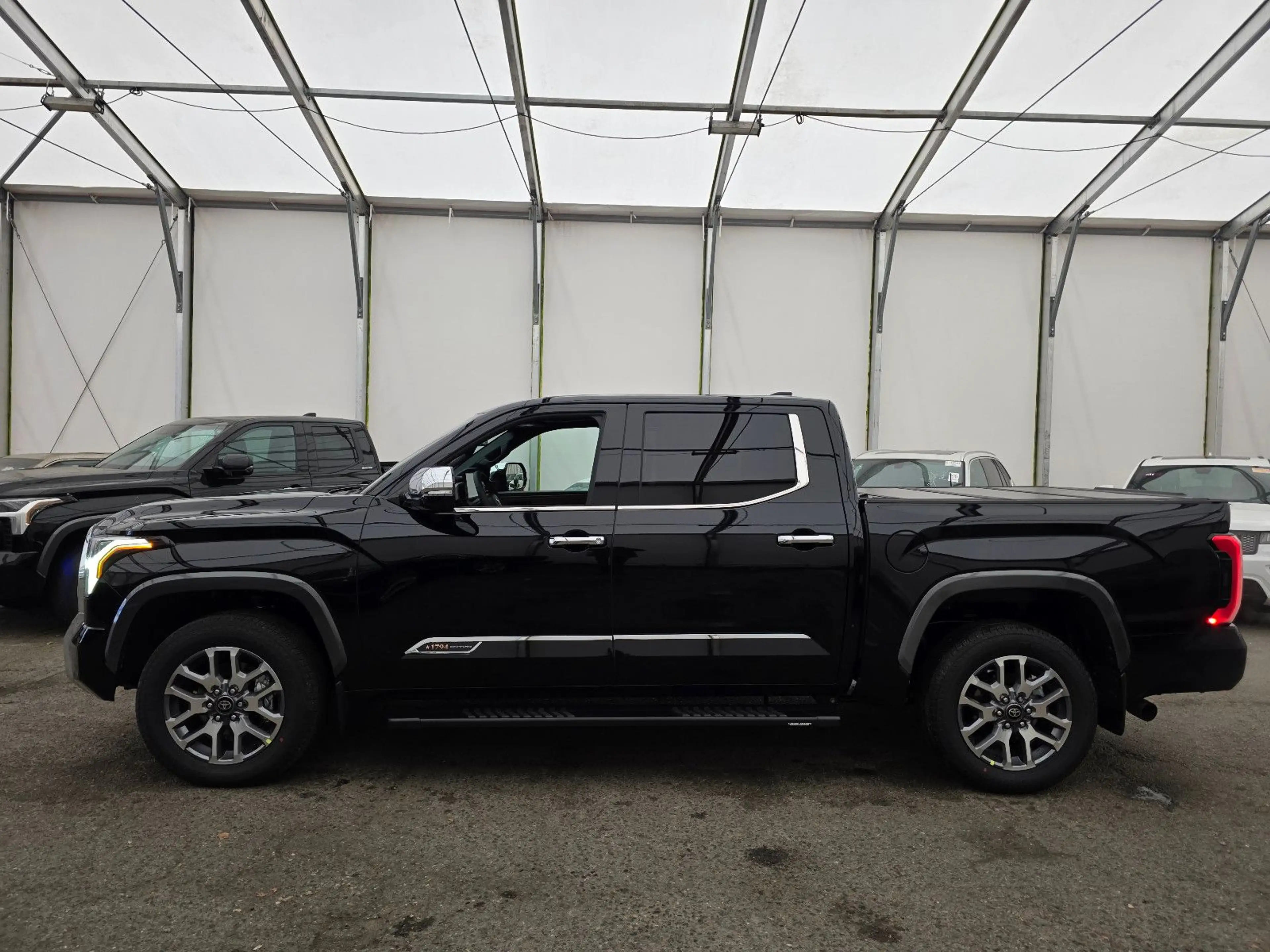 Toyota Tundra 1794 Edition Export Price Out of EUROPE! — photo 10