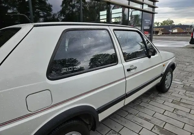 Volkswagen Golf view 7