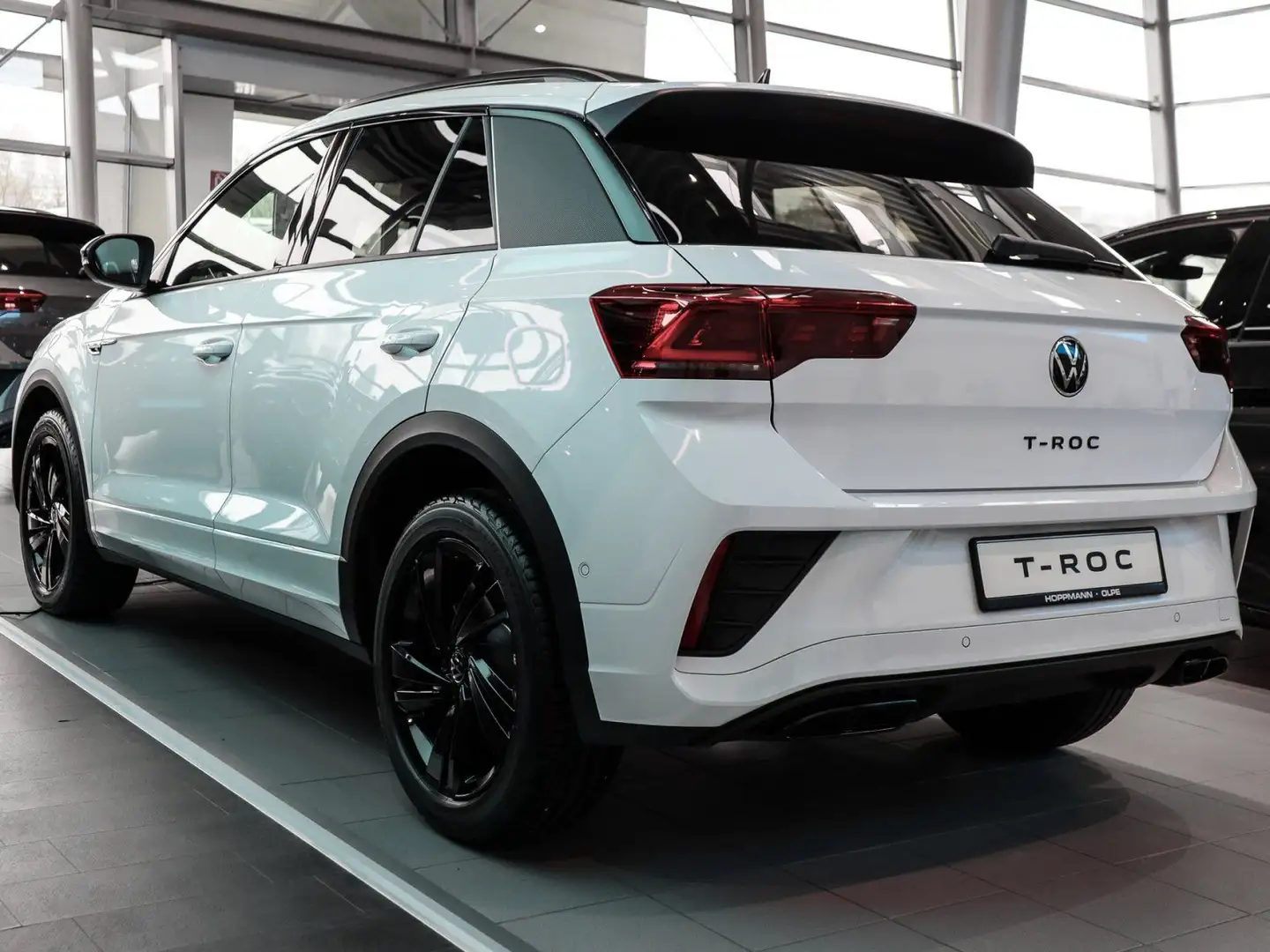 Volkswagen T-Roc R-Line 1.5 l TSI OPF 110 kW (150 PS) 7-Gan Weiß - 2