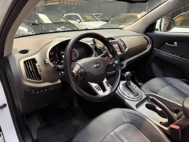 Kia Sportage view 9
