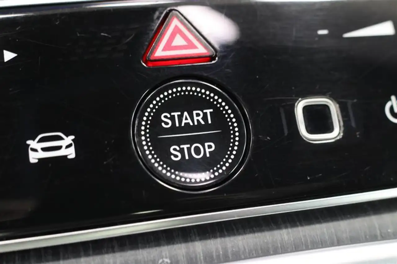 Mercedes-Benz EQS снимка Mercedes-Benz EQS