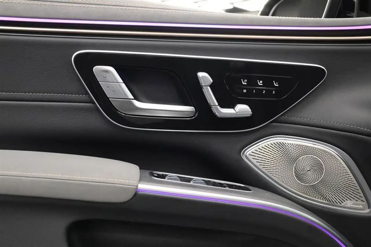 Mercedes-Benz EQS снимка Mercedes-Benz EQS