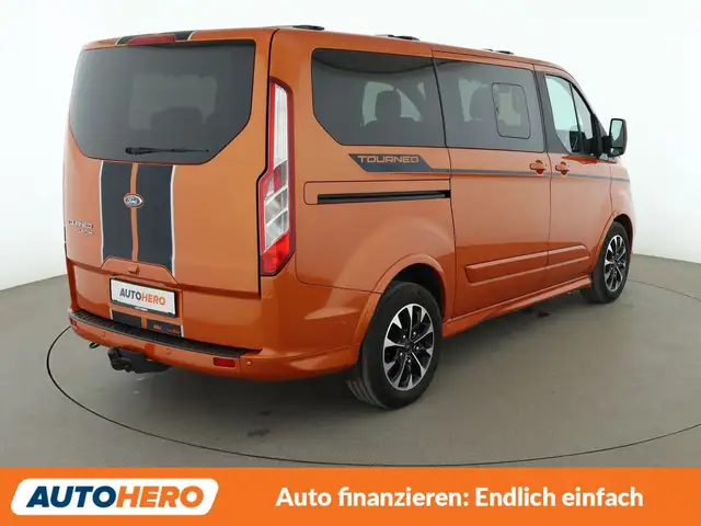 Ford Tourneo Custom view 6