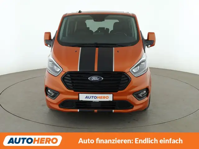Ford Tourneo Custom view 9