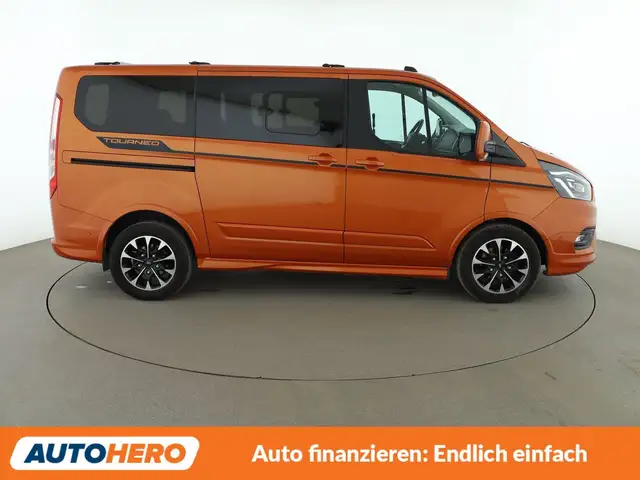Ford Tourneo Custom view 7