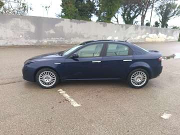 1.9 jtdm 16v Exclusive 150cv