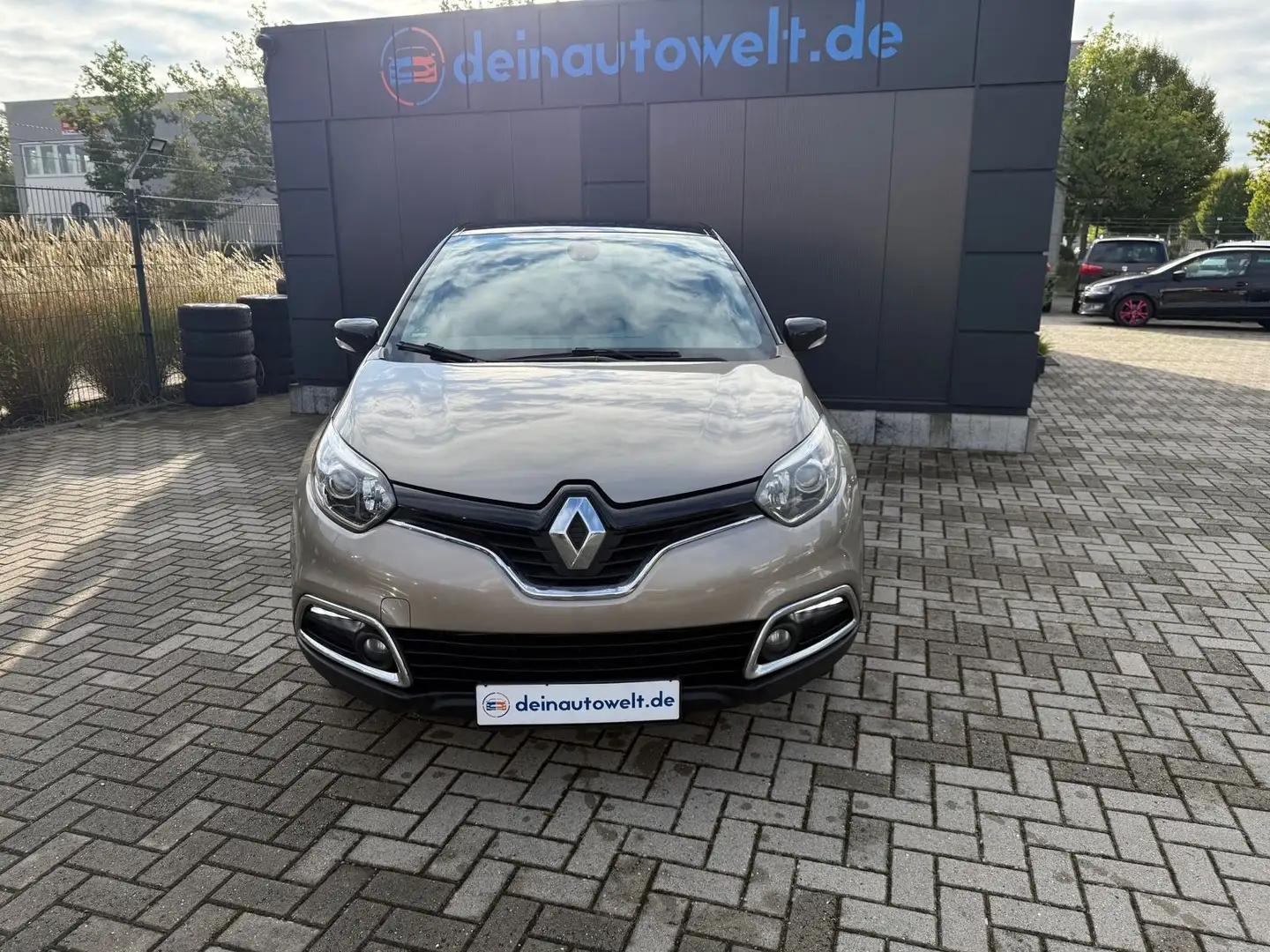 Renault Captur Luxe *Navi *Kamera *1 Hand Beige - 2