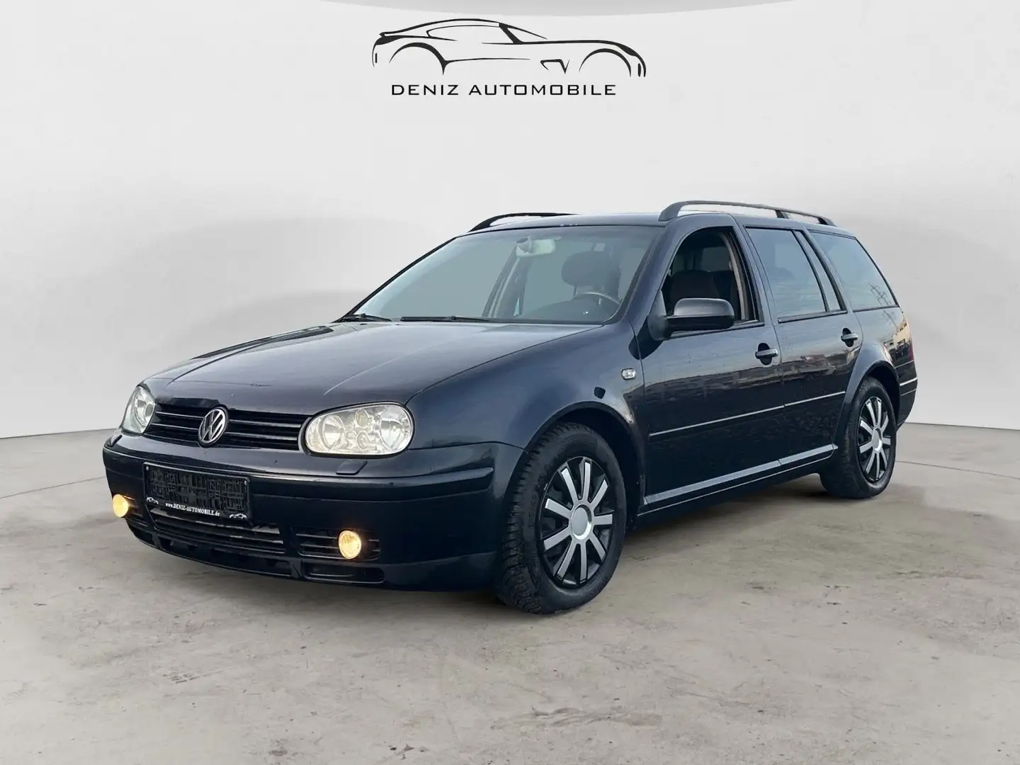 Volkswagen Golf 1.9TDI 96kW 4motion Pacific Variant Schwarz - 1