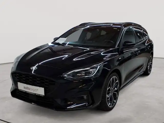 Ford Focus view 2