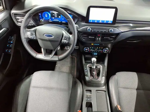 Ford Focus view 10