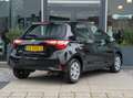 Toyota Yaris 1.0 VVT-i Comfort / Lane Departure Warning / Bluet Noir - thumbnail 3