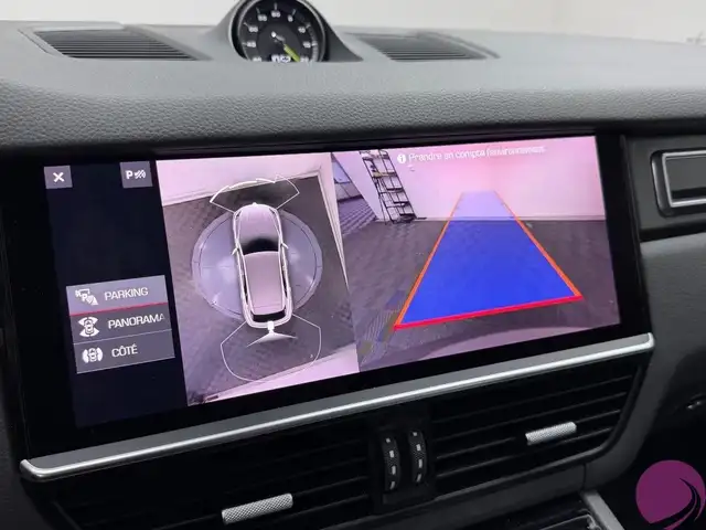 Porsche Cayenne view 12
