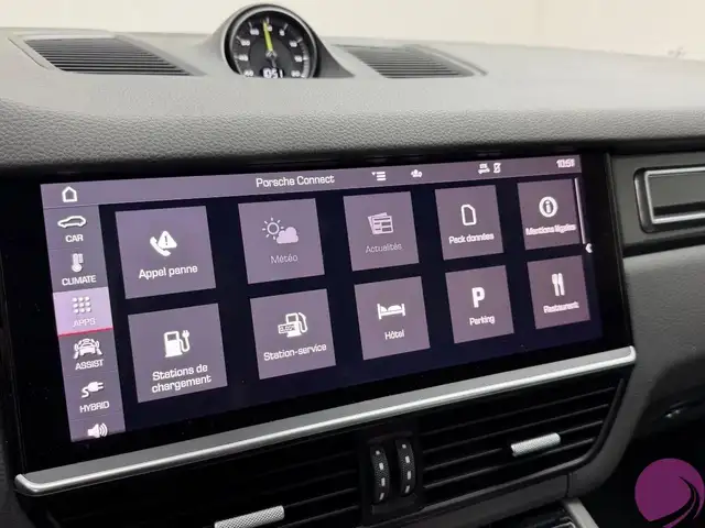Porsche Cayenne view 14