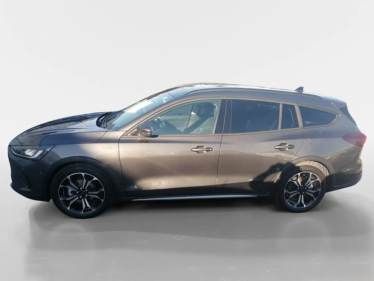 Ford Focus 1.5l EcoBlue Auto Active X Turnier Gris - 2