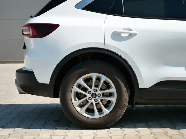 Ford Kuga view 9