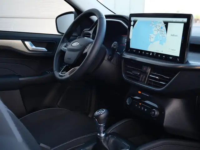 Ford Kuga view 15