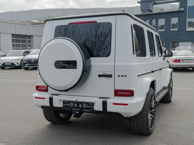 Mercedes-Benz G-Class view 5