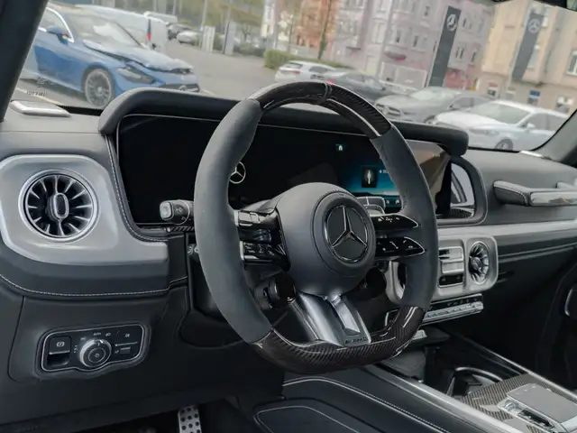 Mercedes-Benz G-Class view 12