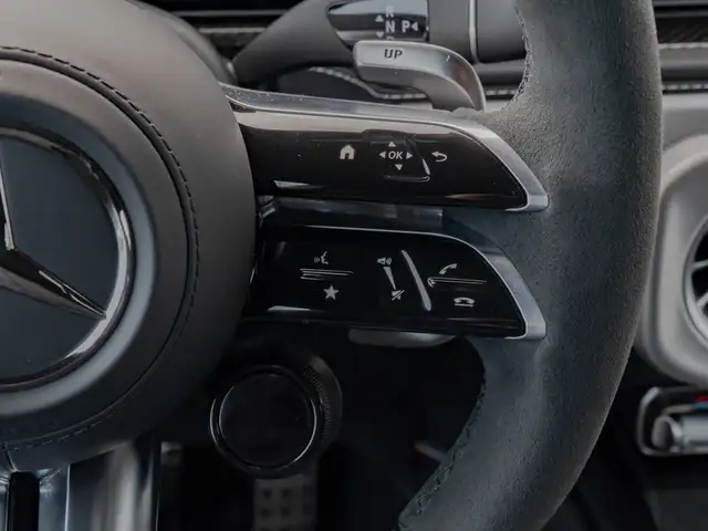 Mercedes-Benz G-Class view 14