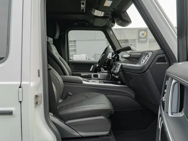 Mercedes-Benz G-Class view 8