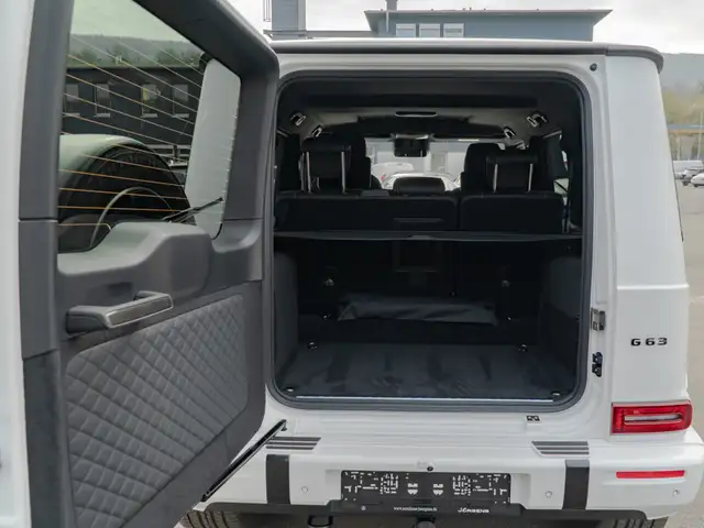 Mercedes-Benz G-Class view 7
