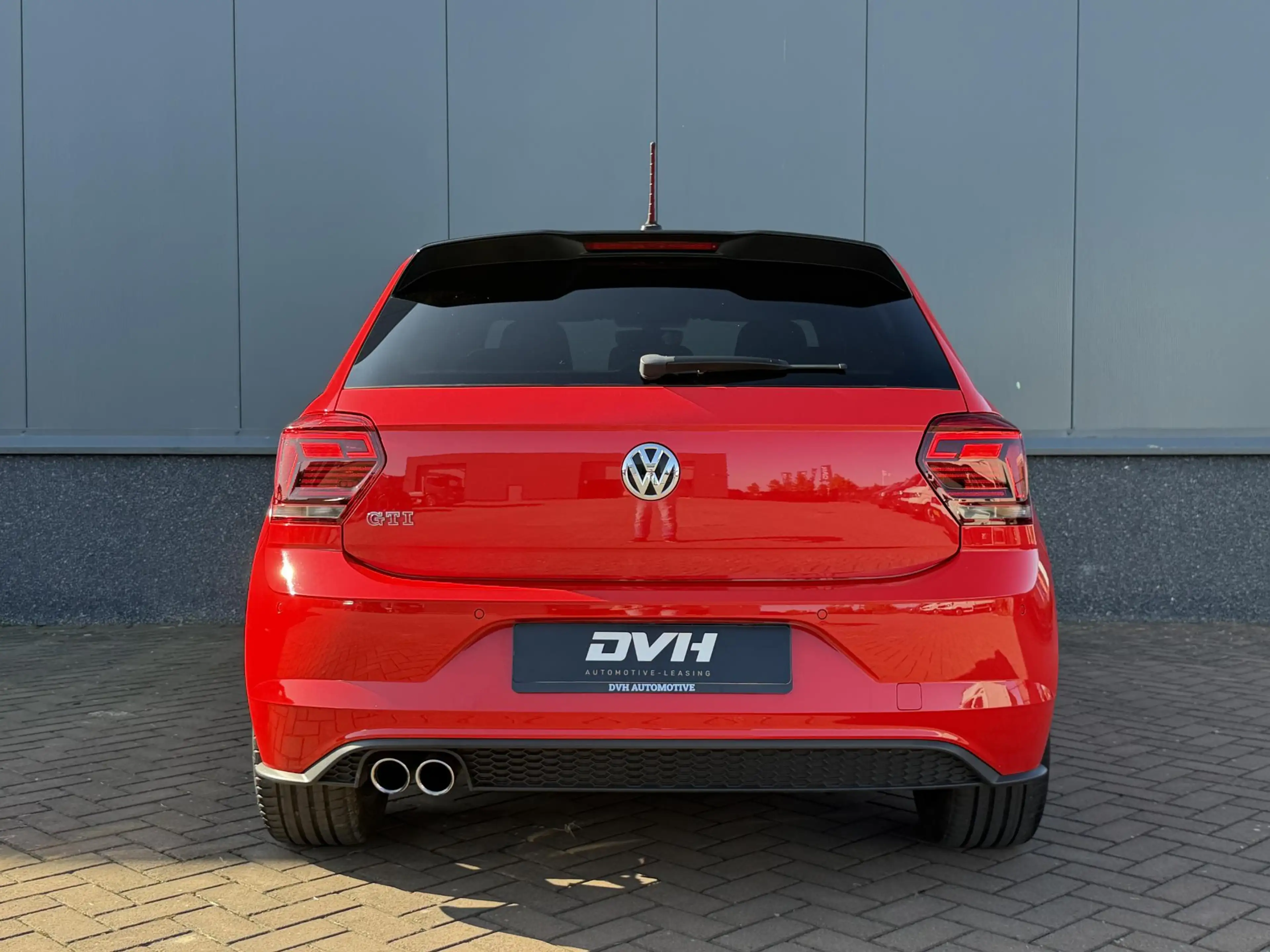 Volkswagen Polo GTI 2.0 TSI PANO | BEATS | VIRTUAL — photo 5