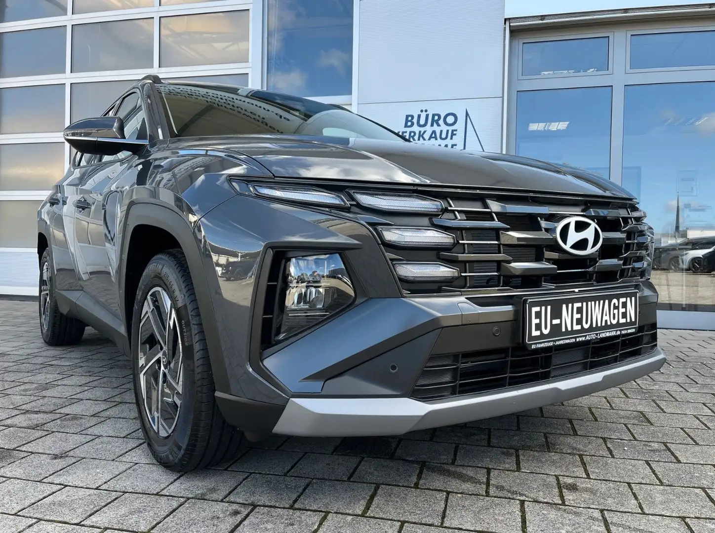 Hyundai TUCSON 1.6 T-GDI Comfort SHZ NAV LED KAM 5JGAR Gris - 1