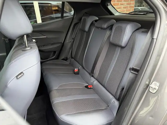 Peugeot 2008 view 5