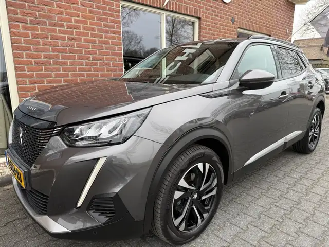 Peugeot 2008 view 12