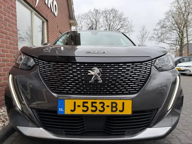 Peugeot 2008 view 13