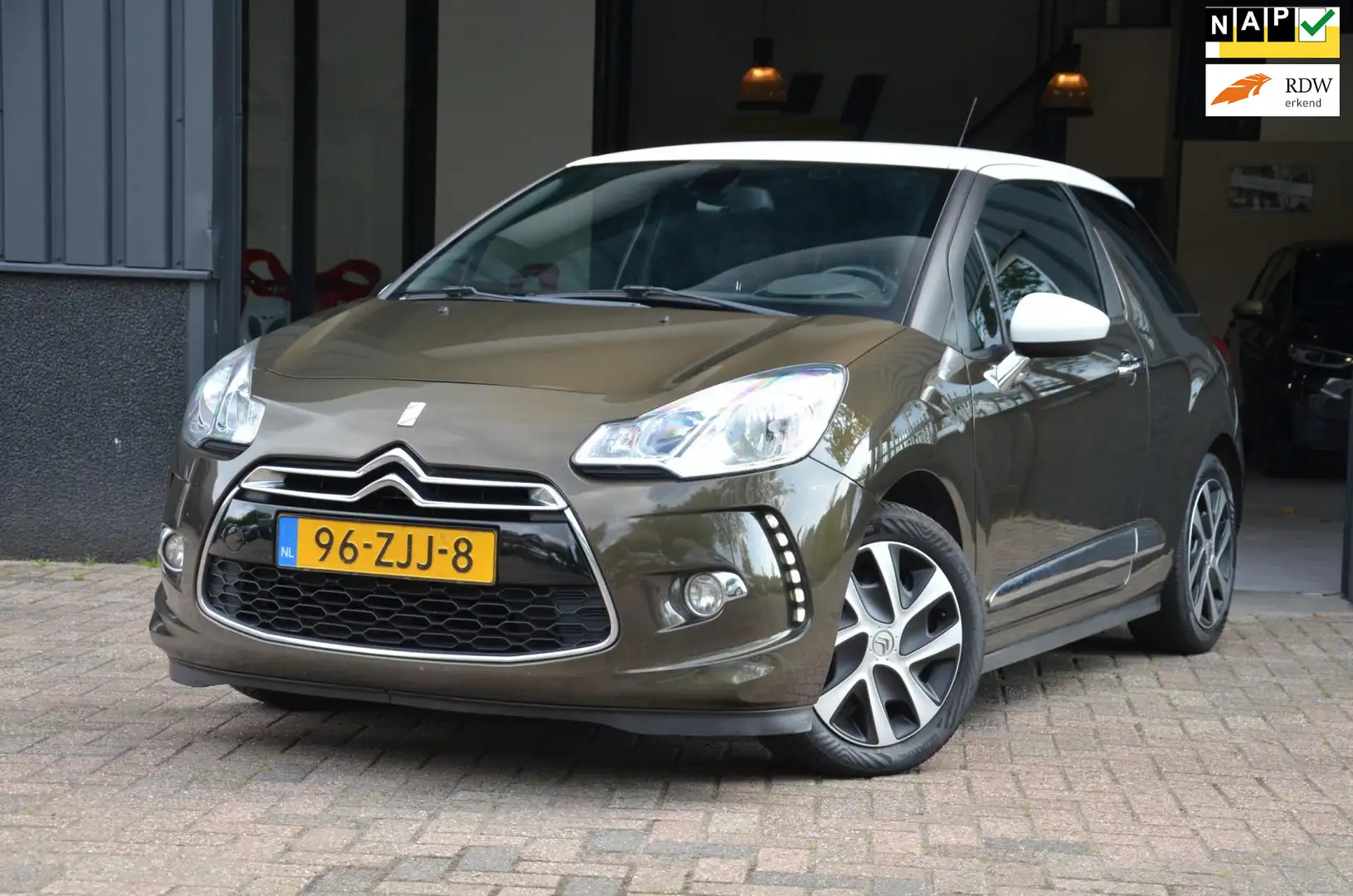 Citroen DS3 1.2 VTi Business CRUISE|NAVI|AIRCO Bruin - 1