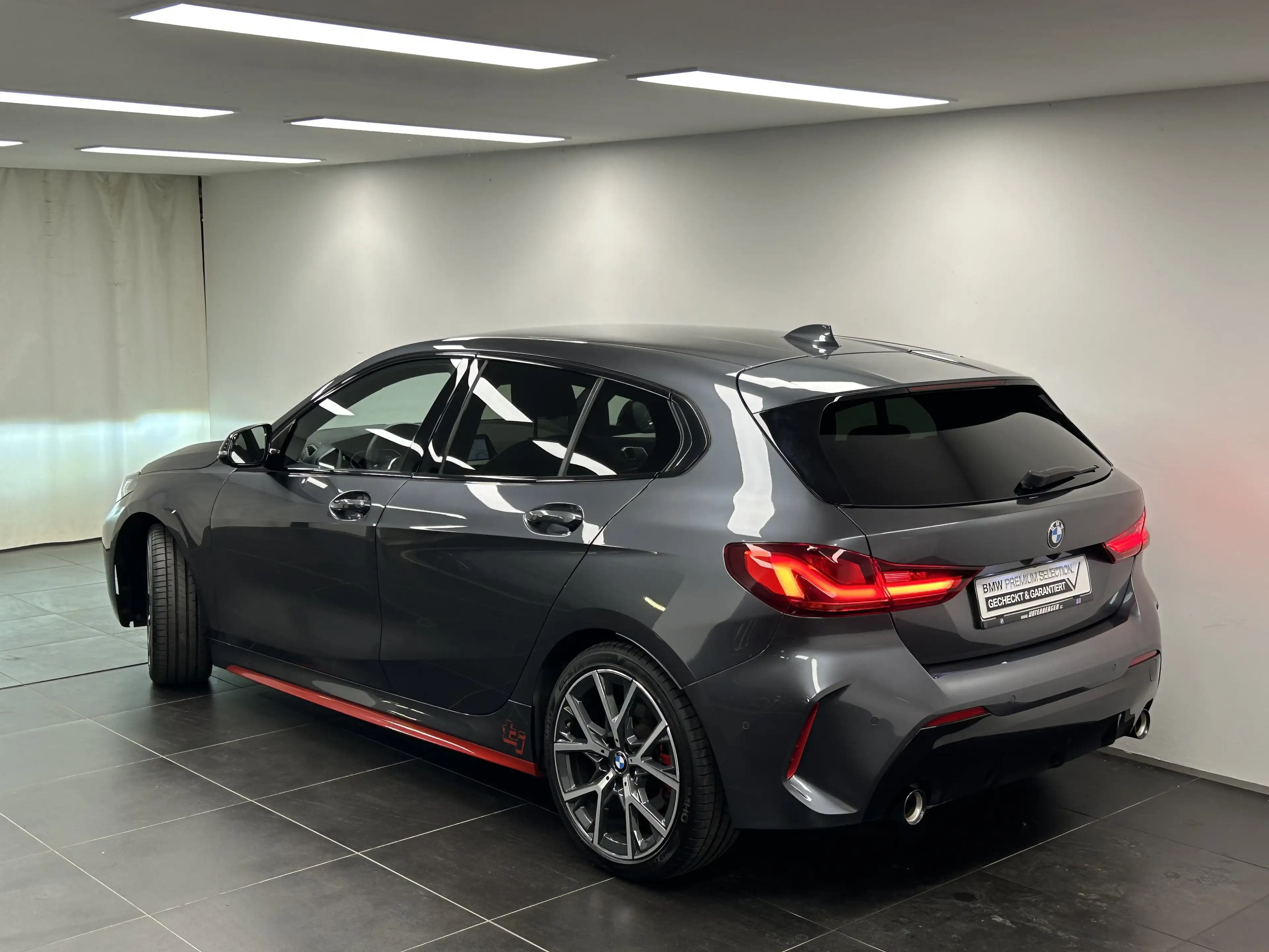 BMW 128 ti Hatch — photo 3