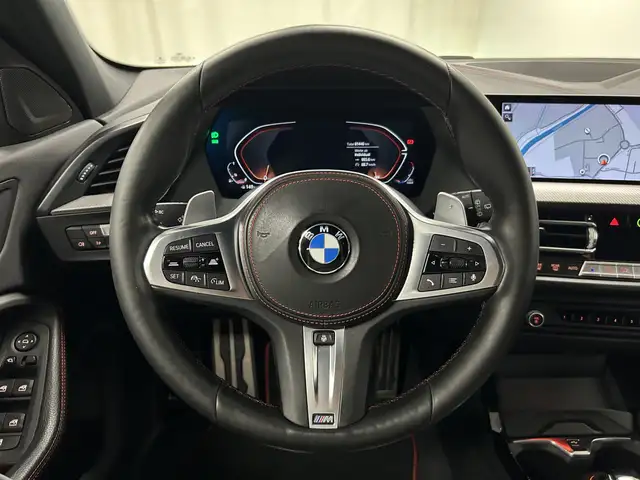 BMW 1 Series view 23