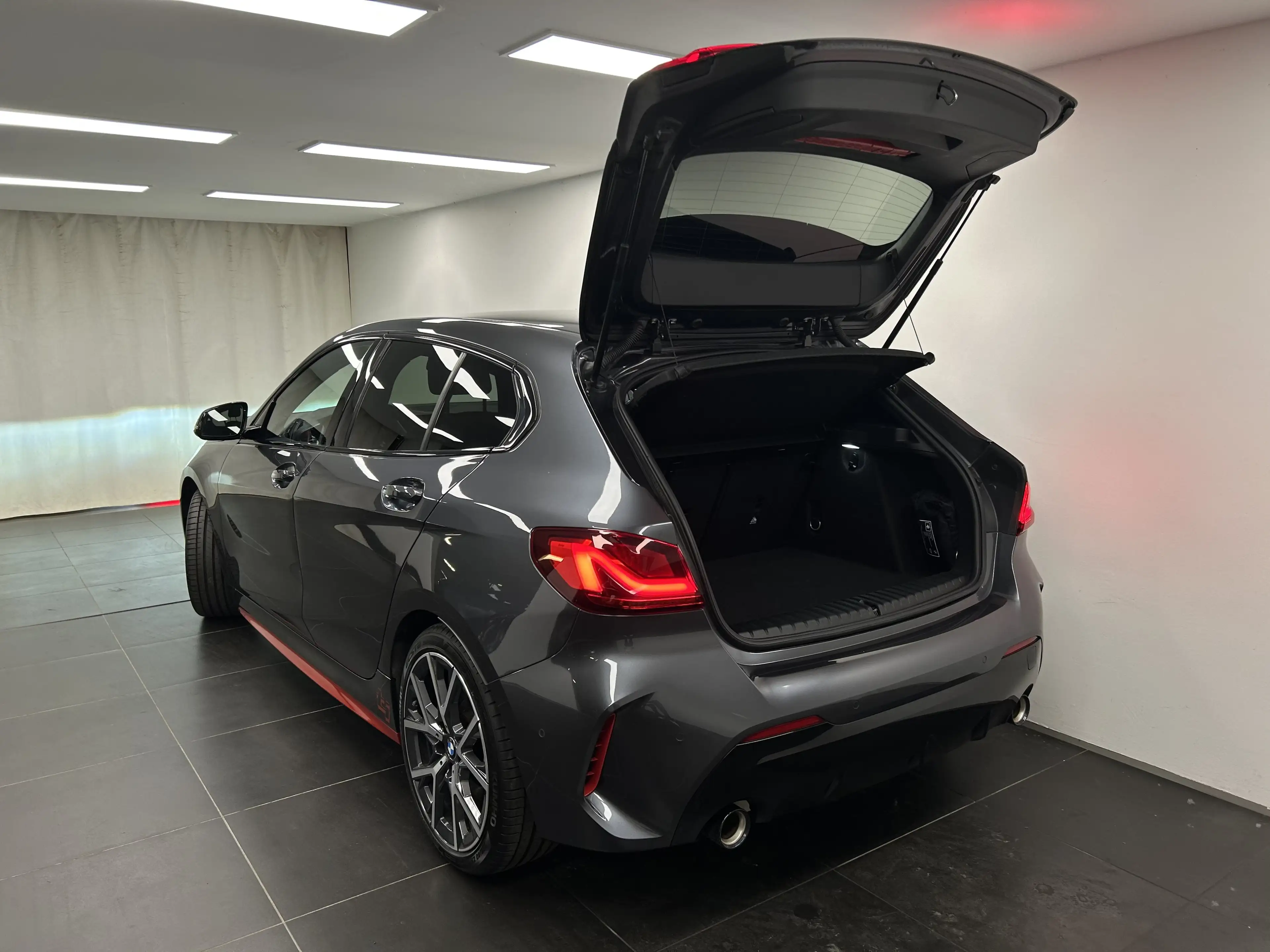 BMW 128 ti Hatch — photo 11