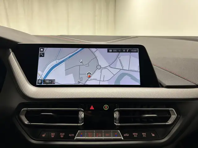 BMW 1 Series view 26