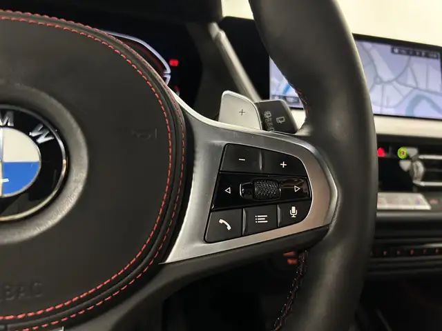 BMW 1 Series view 25