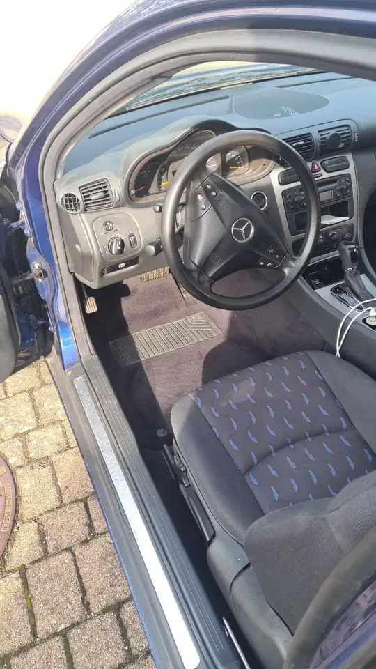 Mercedes-Benz C 200 Kompressor Sportcoupe, foto 6